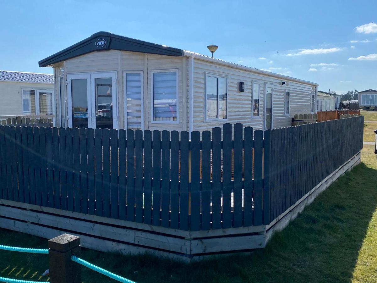 Beachfront Lodge, Lossiemouth Bay Buitenkant foto